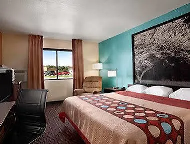 Rodeway North Inn